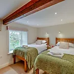 Сasa de vacaciones 4 Bed In Richmond Oc-g0083 Feetham