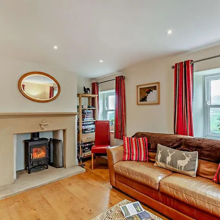 4 Bed In Row G0083 * Feetham